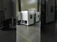 Μικρό ντουλάπι ψεκασμού αλατιού πάγκου για εργαστηριακά επιμεταλλωμένα εξαρτήματα Δοκιμή διάβρωσης άλμης